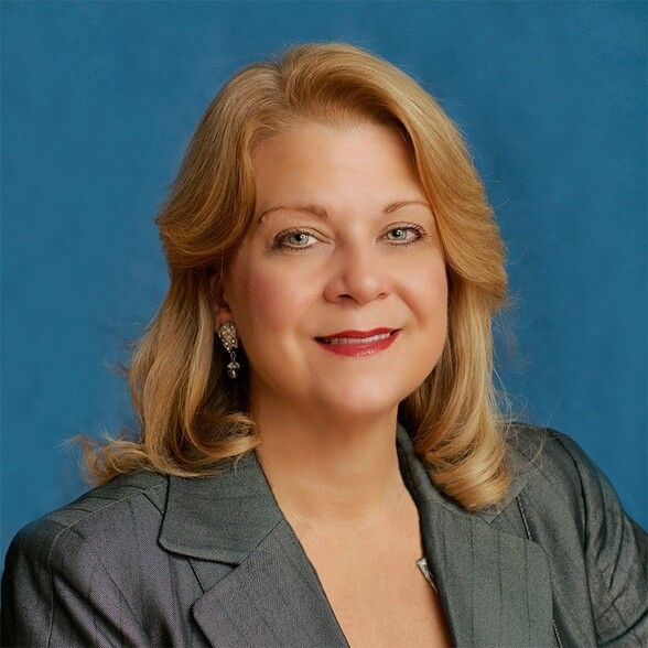 Land Listing Agent Photo