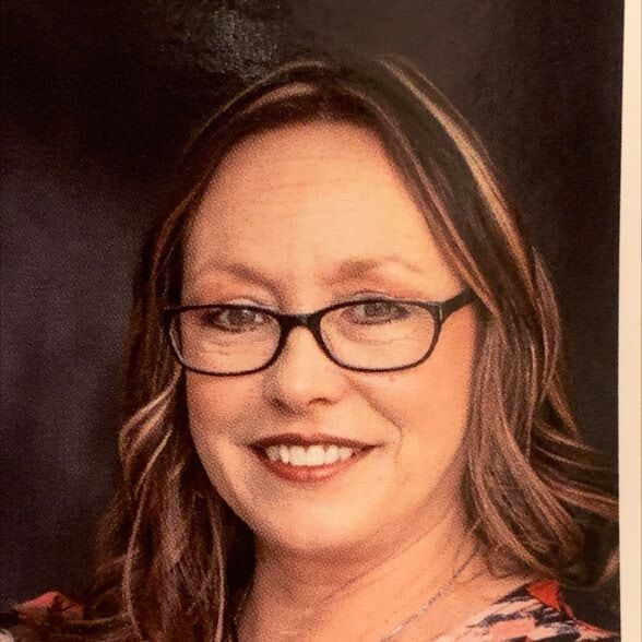 Land Listing Agent Photo