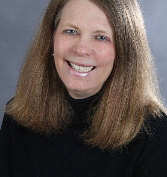 Land Listing Agent Photo