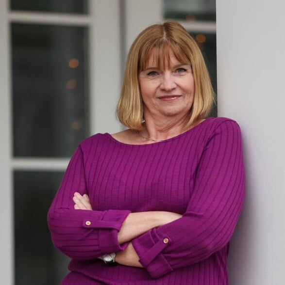 Land Listing Agent Photo