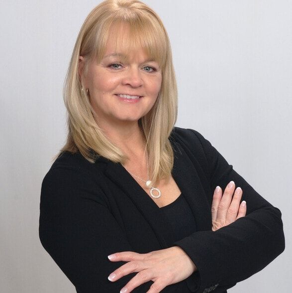 Land Listing Agent Photo