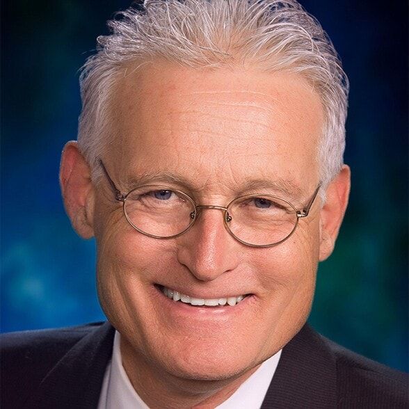 Land Listing Agent Photo