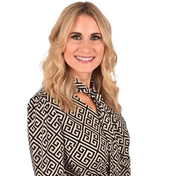 Land Listing Agent Photo