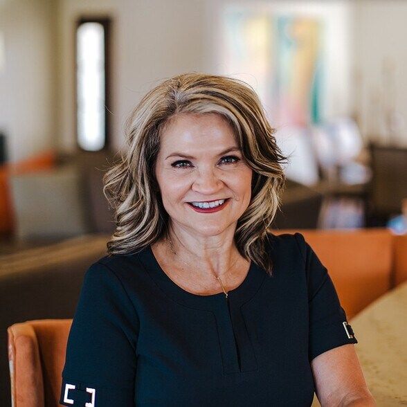 Land Listing Agent Photo