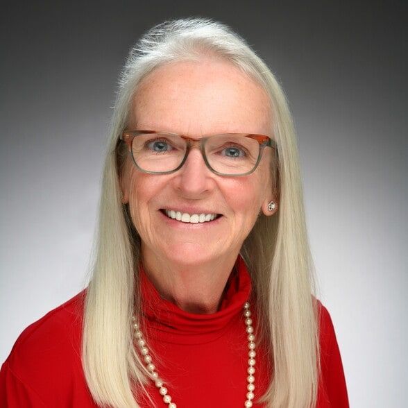 Land Listing Agent Photo