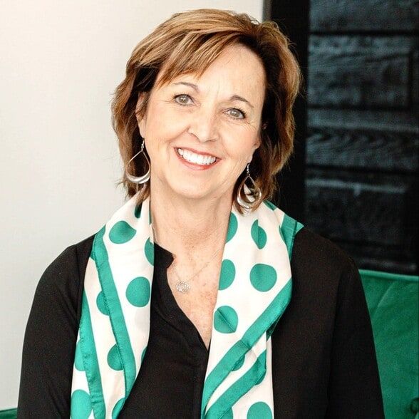 Land Listing Agent Photo