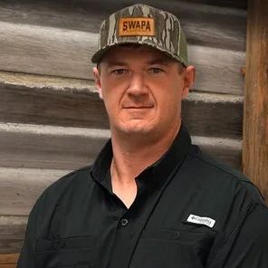 Land Listing Agent Photo