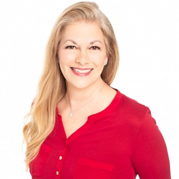 Land Listing Agent Photo