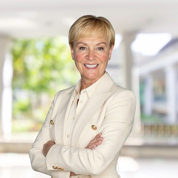 Land Listing Agent Photo