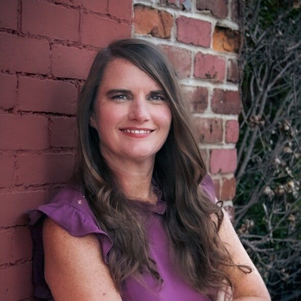 Land Listing Agent Photo