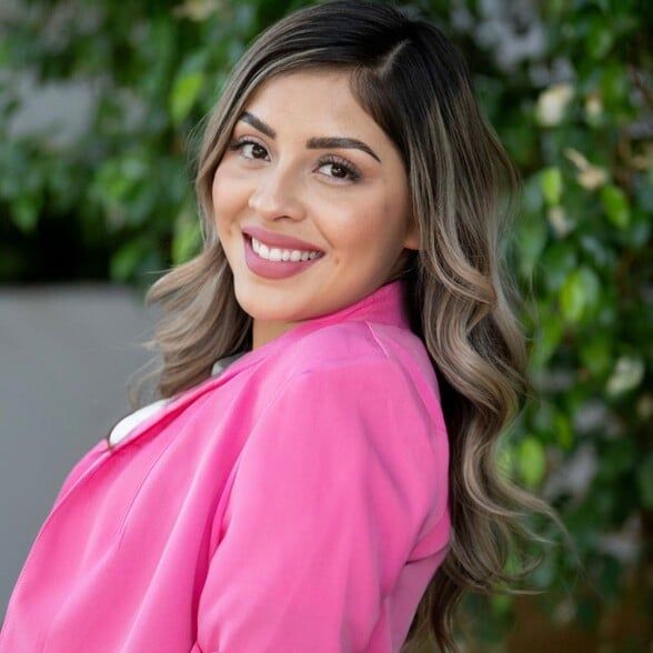 Land Listing Agent Photo