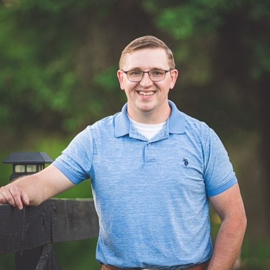 Land Listing Agent Photo