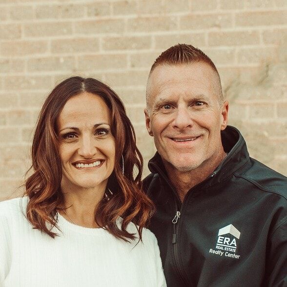 Land Listing Agent Photo