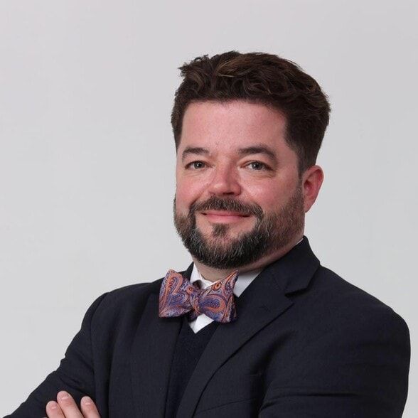 Land Listing Agent Photo