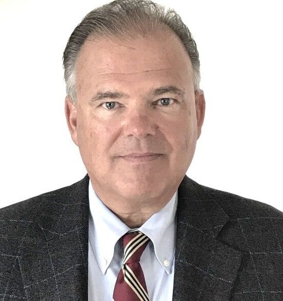 Land Listing Agent Photo