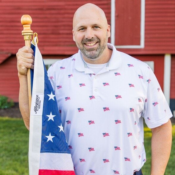 Land Listing Agent Photo