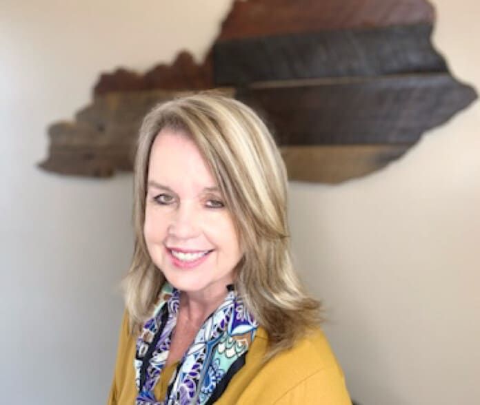 Land Listing Agent Photo