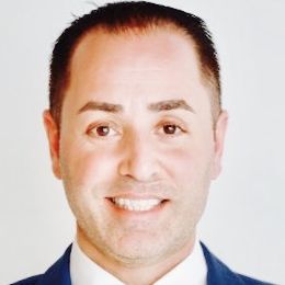 Land Listing Agent Photo