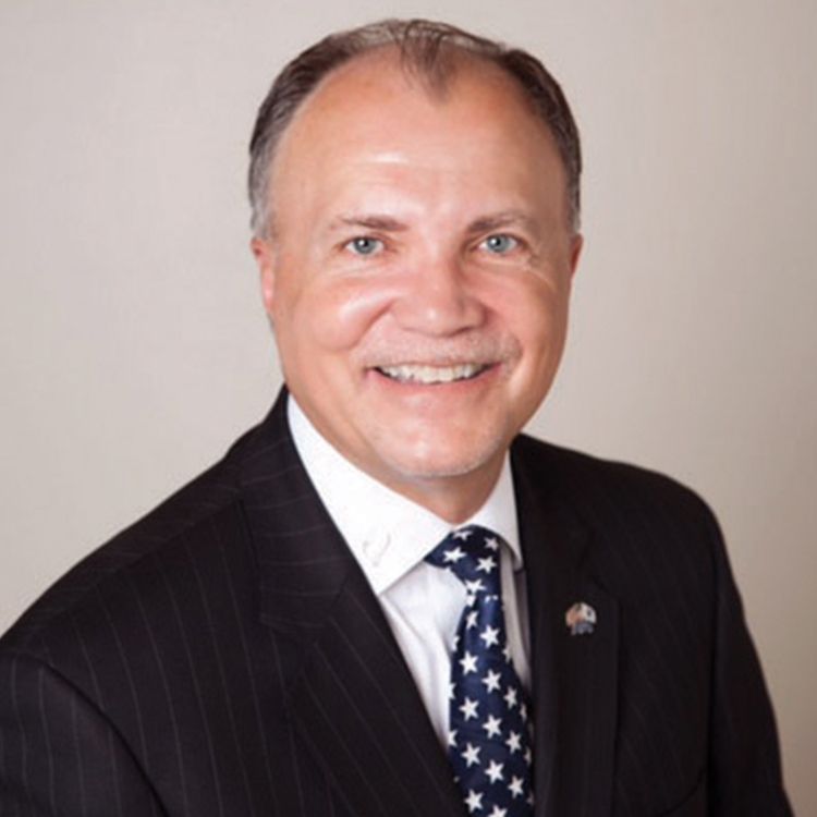 Land Listing Agent Photo