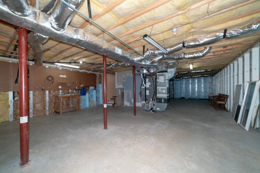 Land Listing Agent Photo