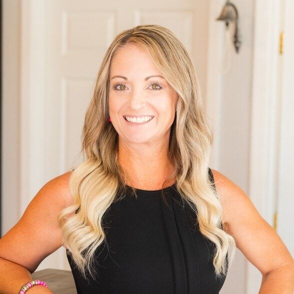 Land Listing Agent Photo