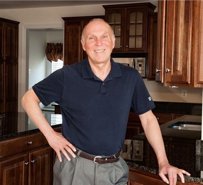 Land Listing Agent Photo