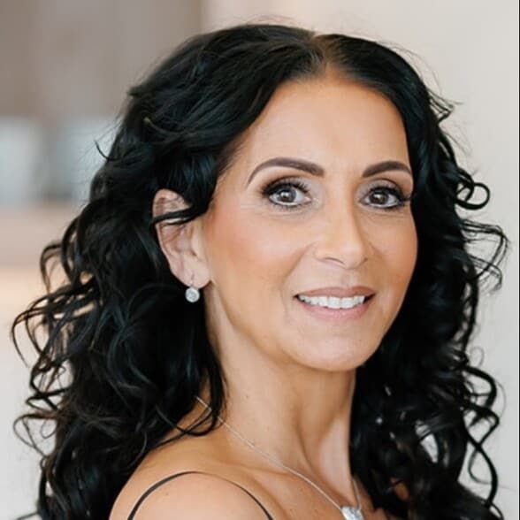 Land Listing Agent Photo