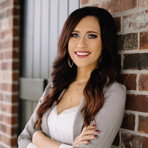 Land Listing Agent Photo