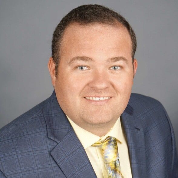 Land Listing Agent Photo