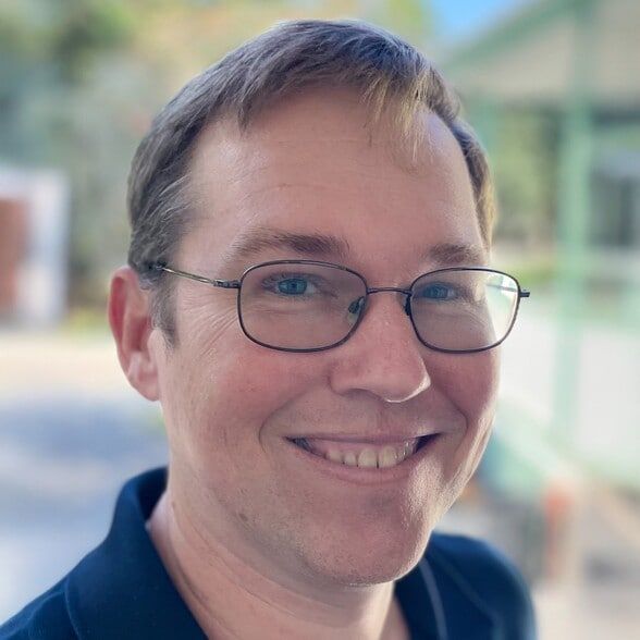 Land Listing Agent Photo