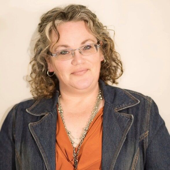 Land Listing Agent Photo