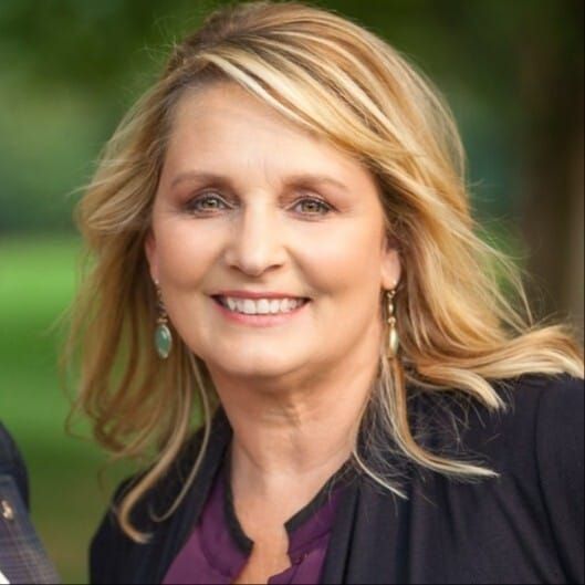 Land Listing Agent Photo