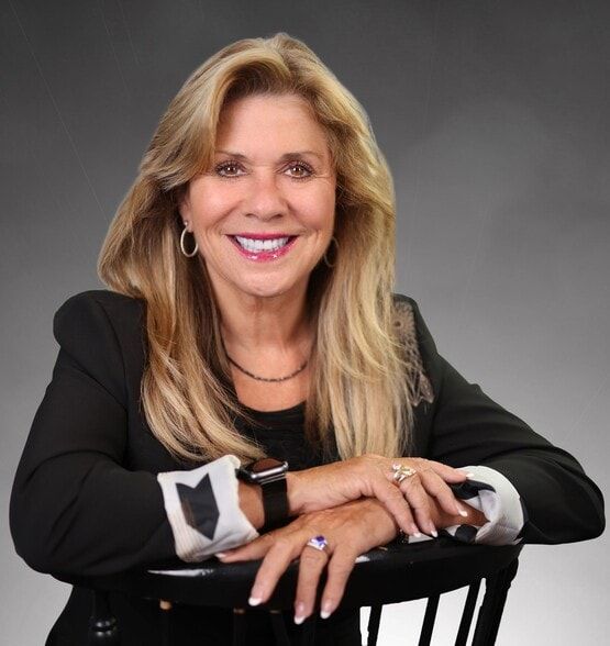 Land Listing Agent Photo