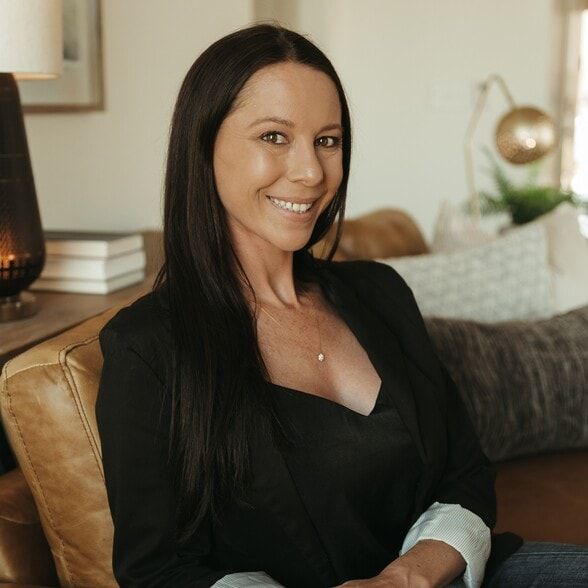 Land Listing Agent Photo