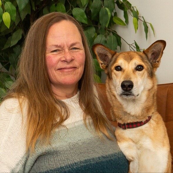 Land Listing Agent Photo