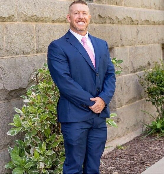 Land Listing Agent Photo