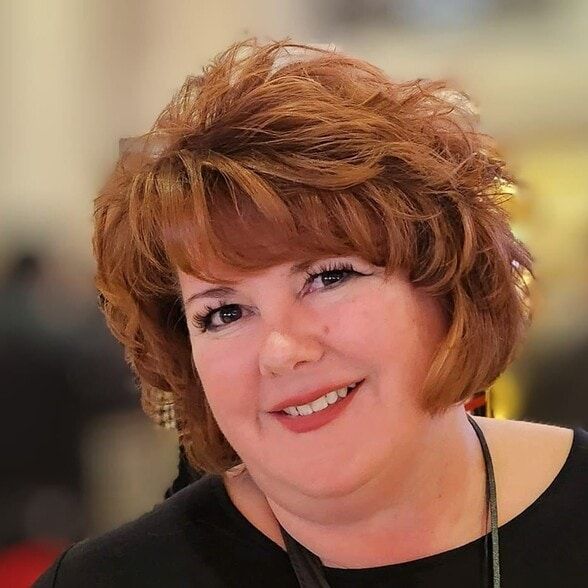 Land Listing Agent Photo