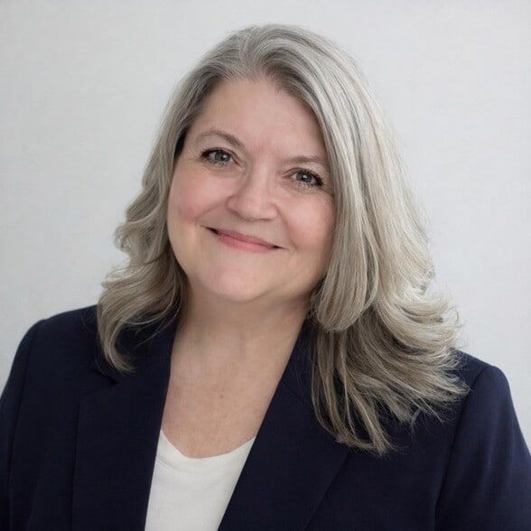 Land Listing Agent Photo