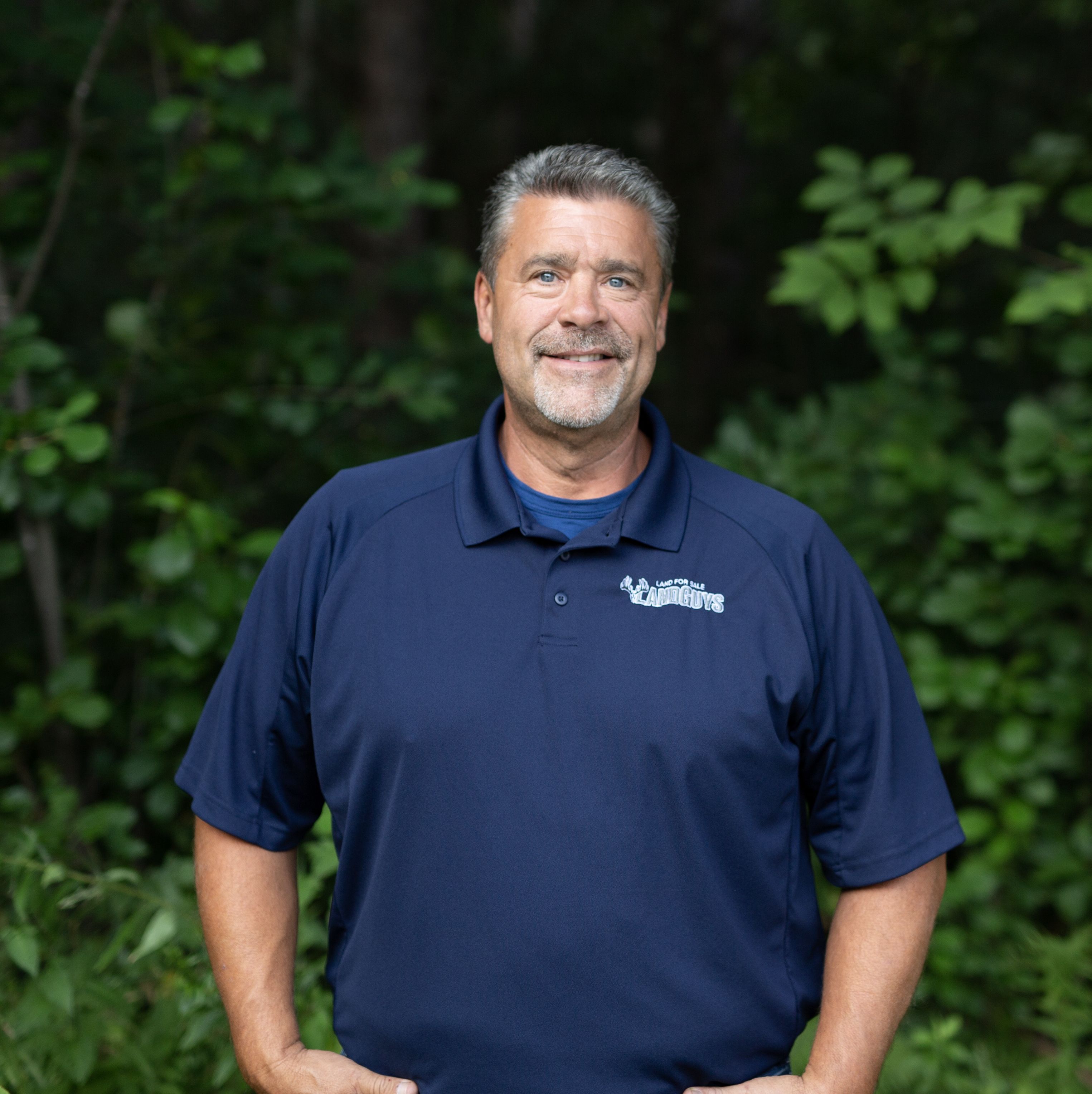 Land Listing Agent Photo