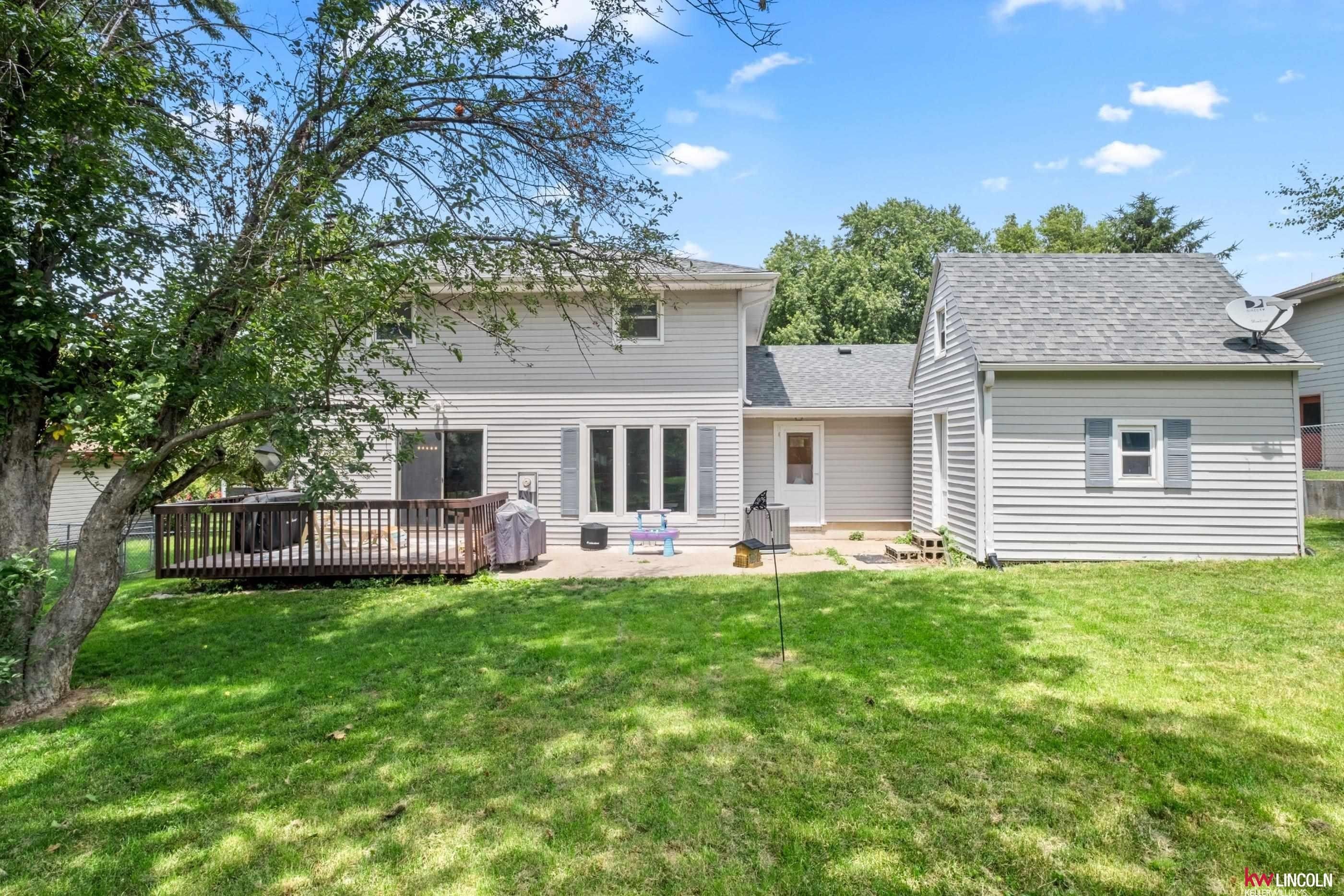 Land Listing Agent Photo