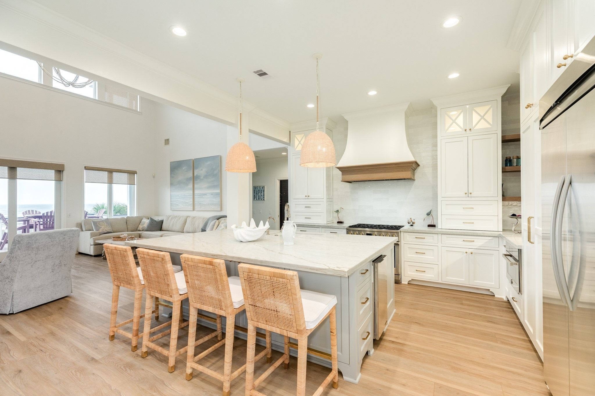 Land Listing Agent Photo
