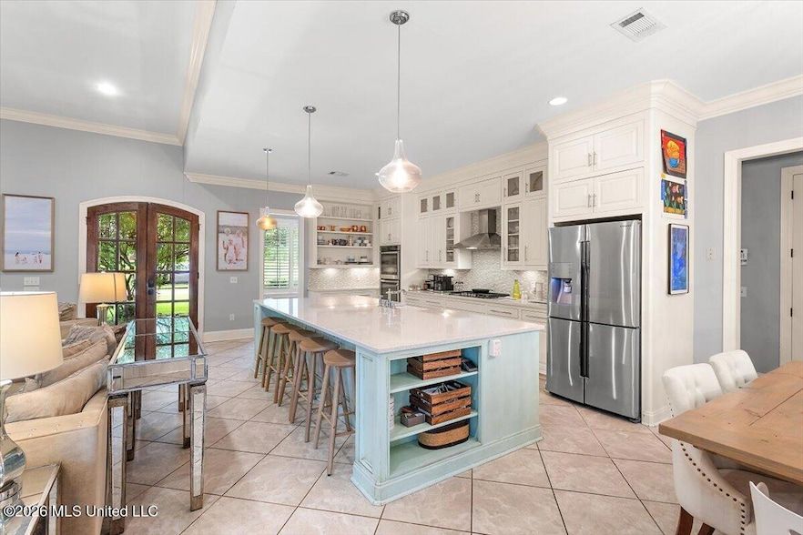 Land Listing Agent Photo