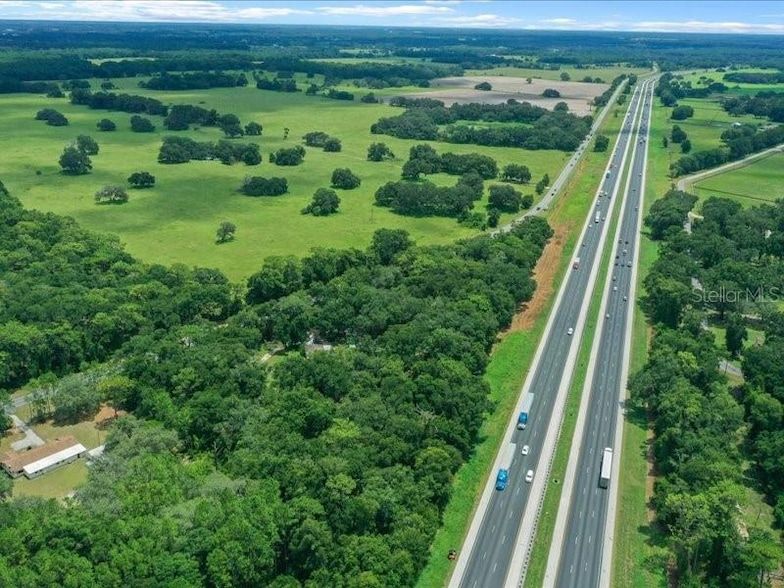 Land Listing Agent Photo