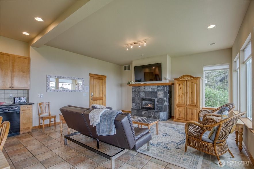 Land Listing Agent Photo