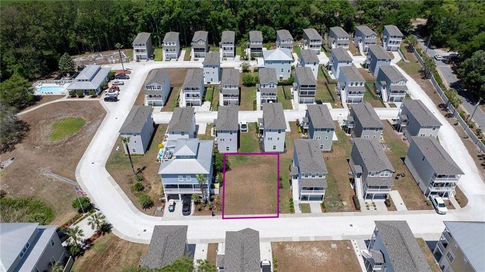 Land Listing Agent Photo