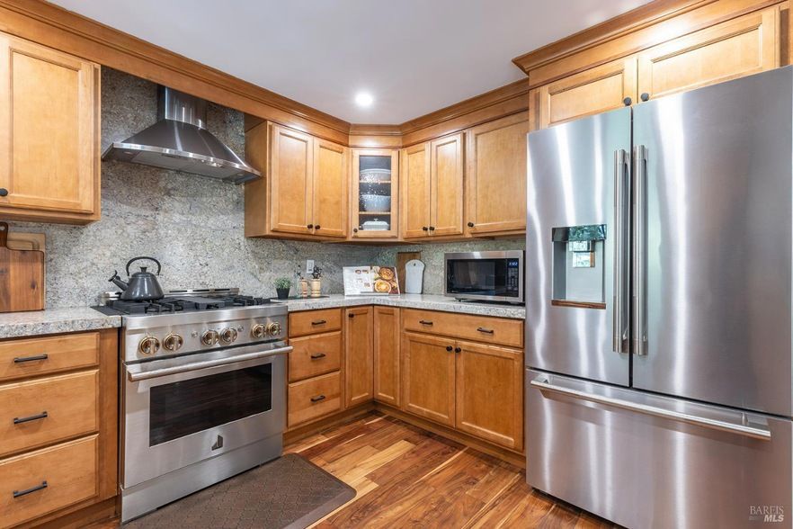 Land Listing Agent Photo