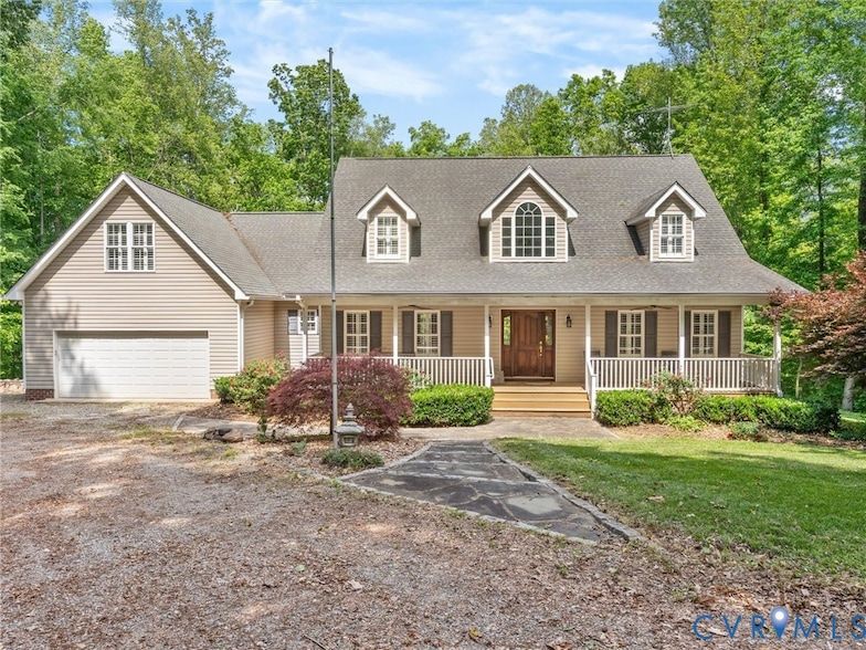 Land Listing Agent Photo
