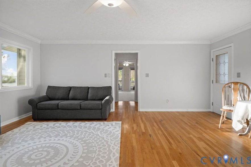 Land Listing Agent Photo