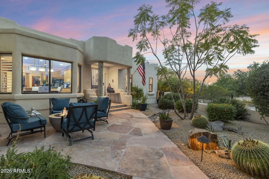 Land Listing Agent Photo