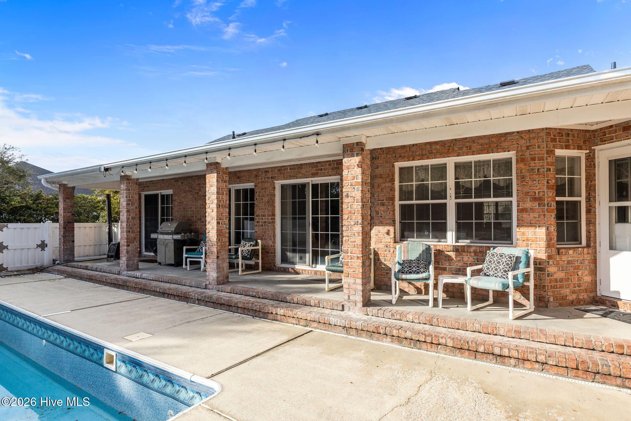 Land Listing Agent Photo